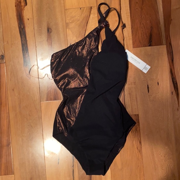 NWT - AMORESSA SWIMWEAR BY MIRACLESUIT LUNAR ECLIPSE ONE PIECE SWIMSUIT - SIZE 8 - Picture 6 of 16